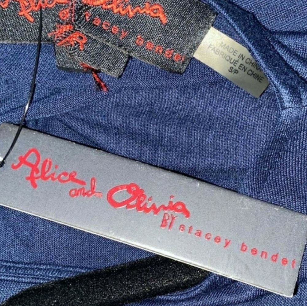 Alice + Olivia Jersey Crop Short Sleeves T-Shirt - Picture 9 of 9